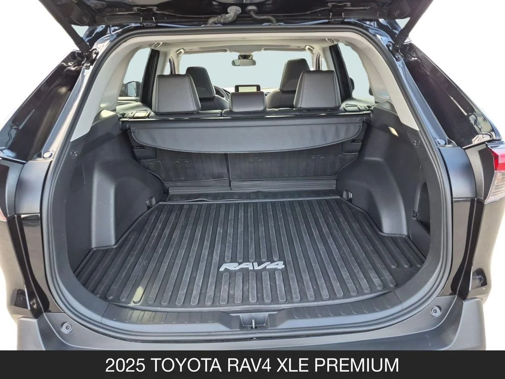 Used 2025 Black Toyota XLE Premium image 25