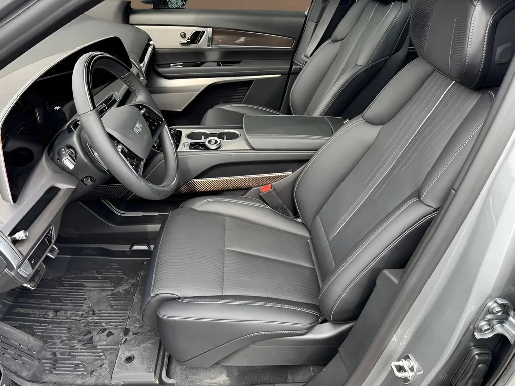 New 2027 Argent Silver Metallic Cadillac Sport image 12