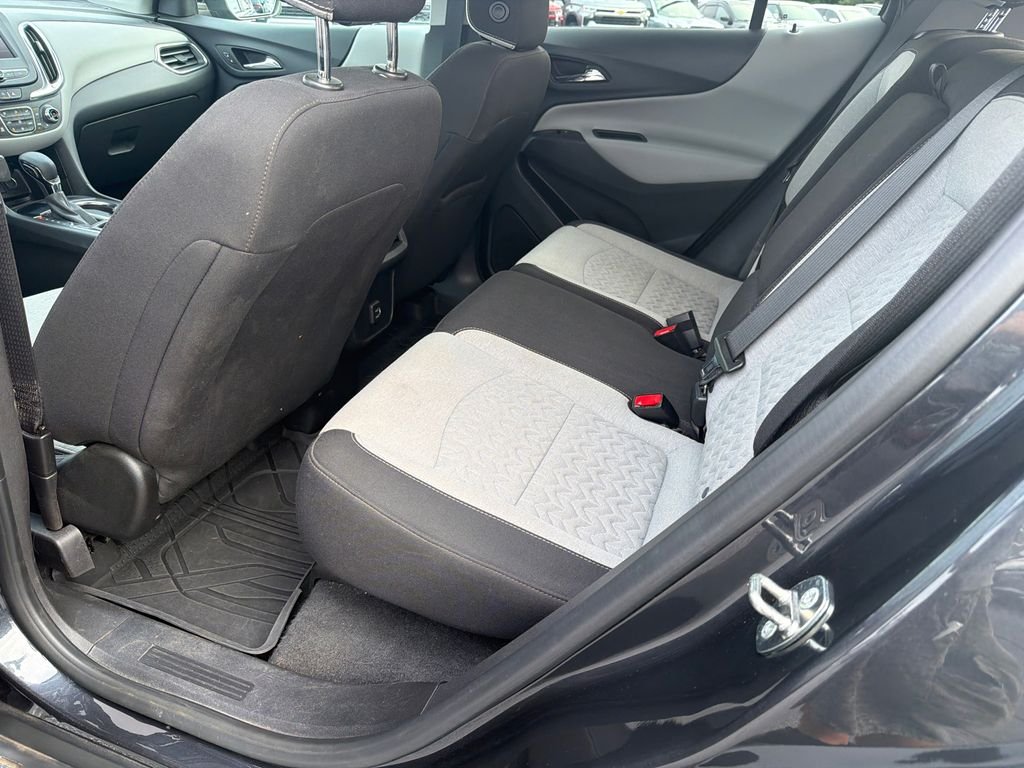 2022 Chevrolet Equinox LT - Photo 21