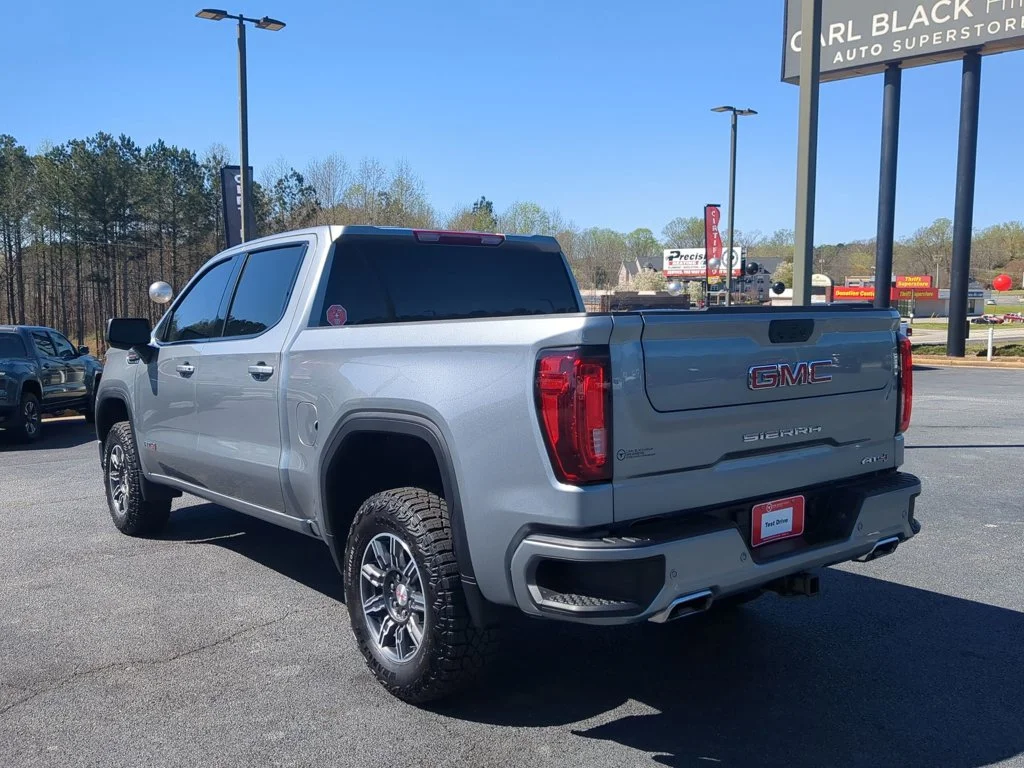 Used 2025 Sterling Metallic GMC AT4 image 7