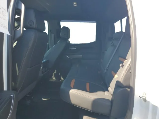 Used 2021 SUMMIT WHITE GMC AT4 image 26