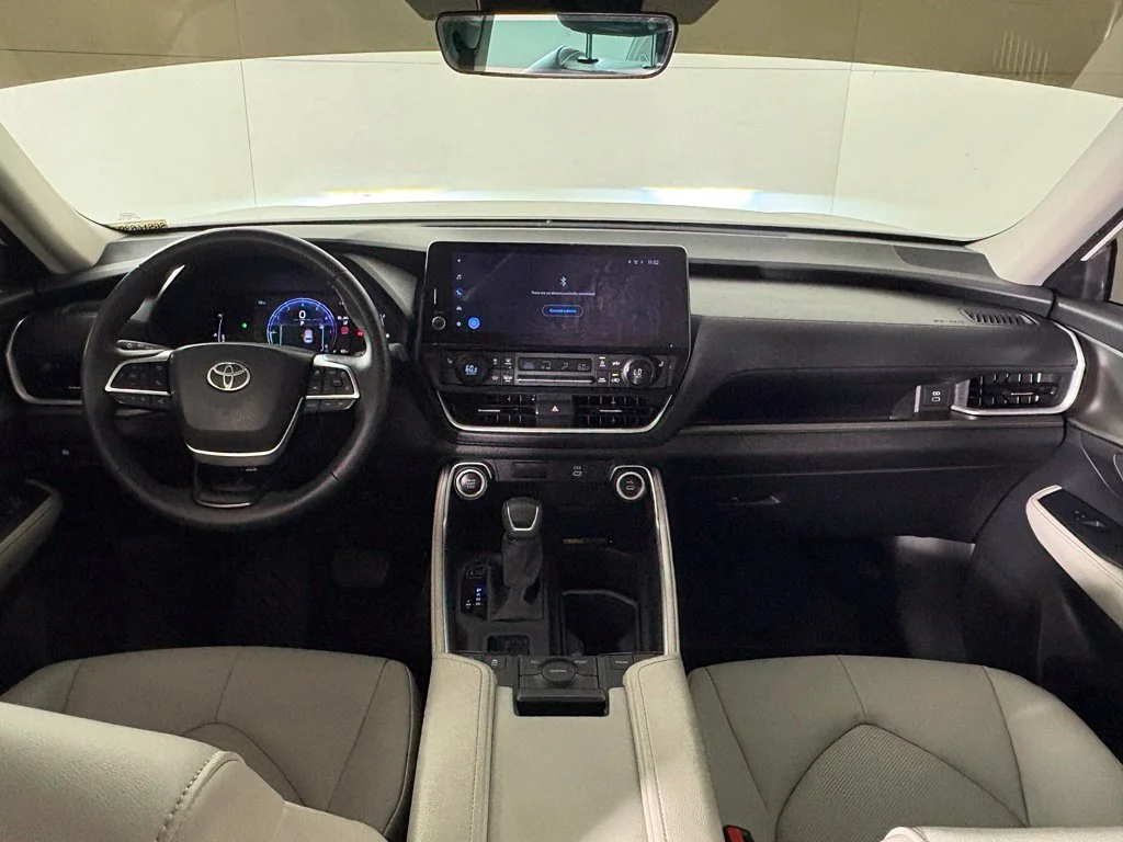 Used 2025 Beige Toyota XLE image 45