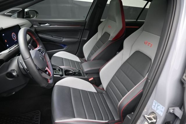 Used 2023 Gray Volkswagen Autobahn image 19