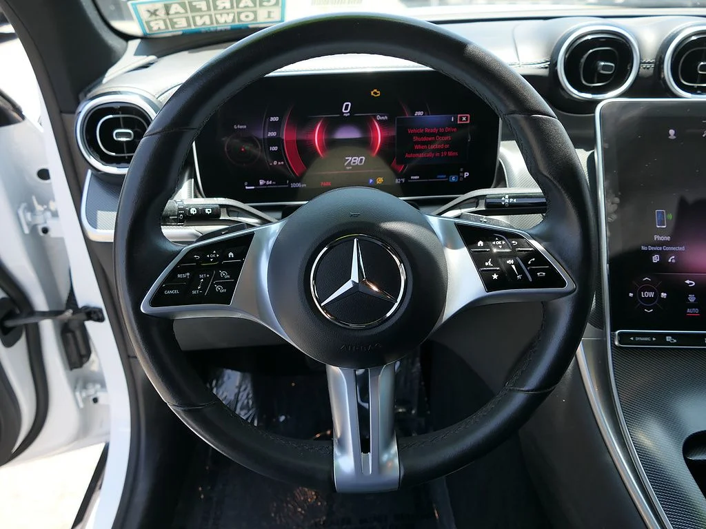 Used 2024 White Mercedes-Benz GLC 300 image 18