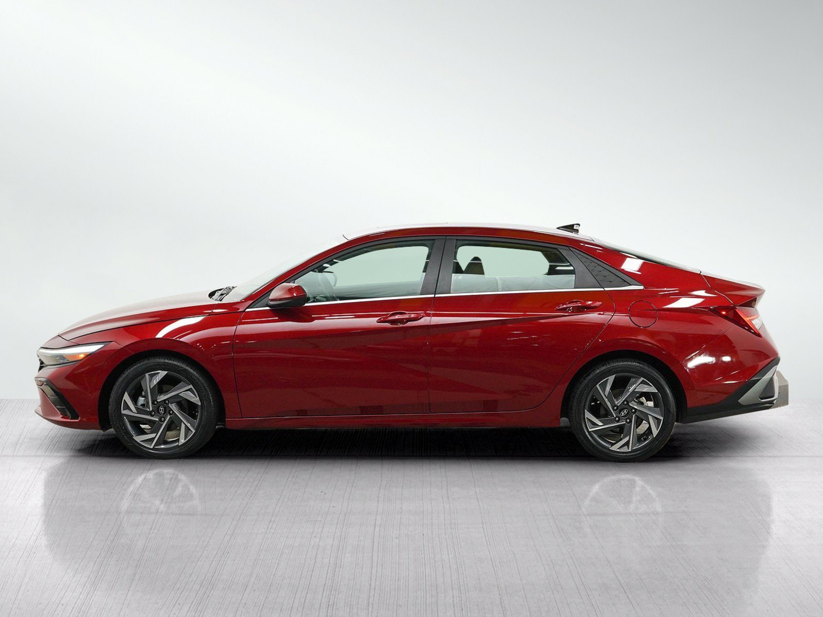 Used 2025 Ultimate Red Hyundai SEL Convenience IVT image 2