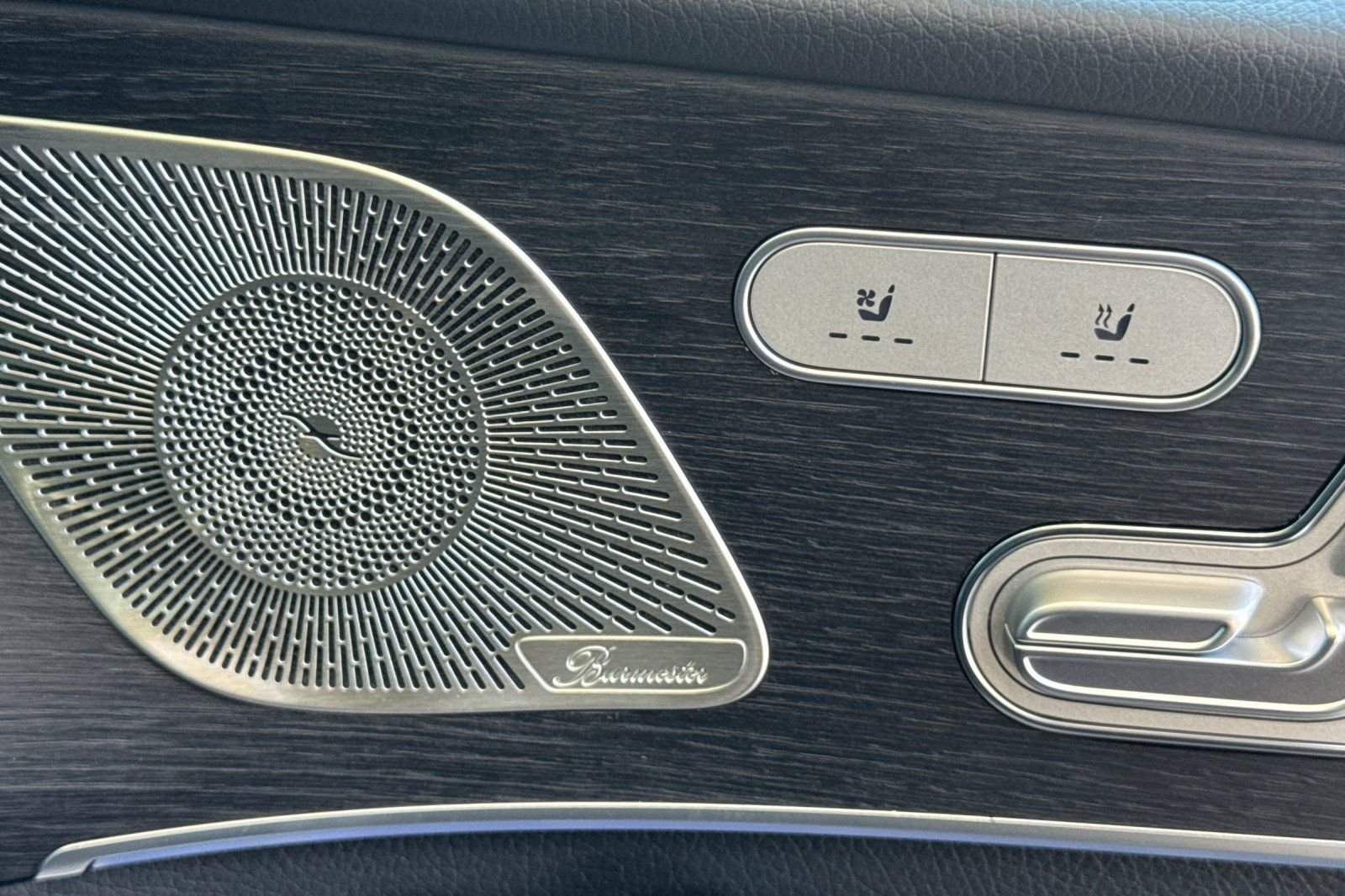 New 2026 MANUFAKTUR Alpine Grey Mercedes-Benz GLS 450 image 6
