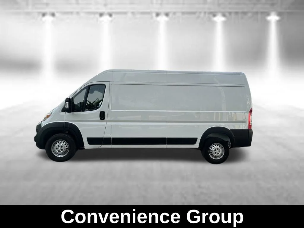 Used 2025 White Ram High Roof image 4