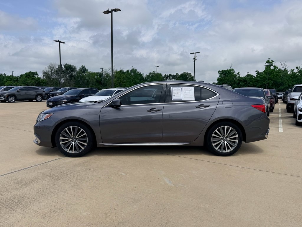 Used 2018 Crystal Black Pearl Acura w/Advance Pkg image 8
