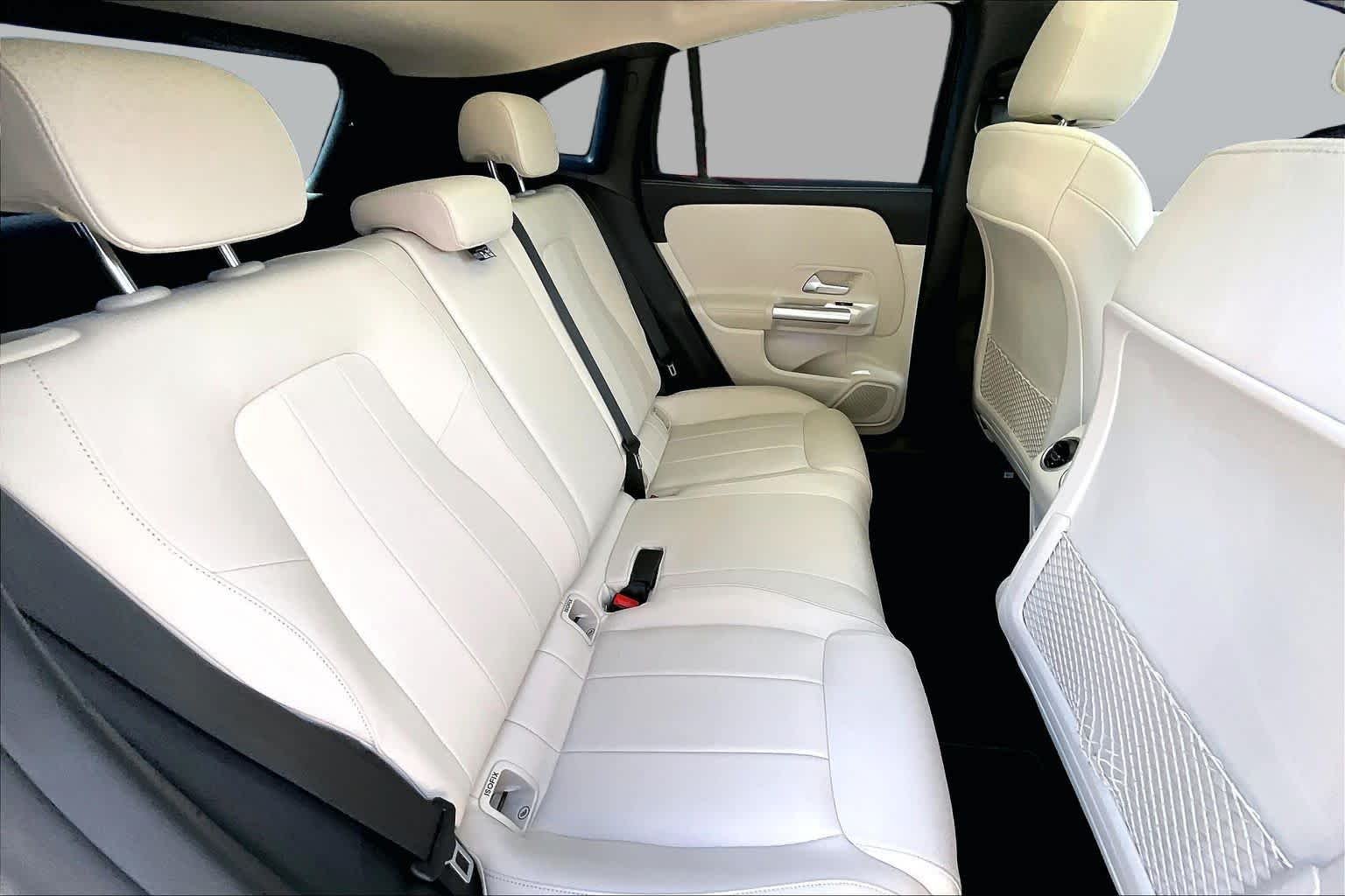 Used 2023 Night Black Mercedes-Benz GLA 250 image 20