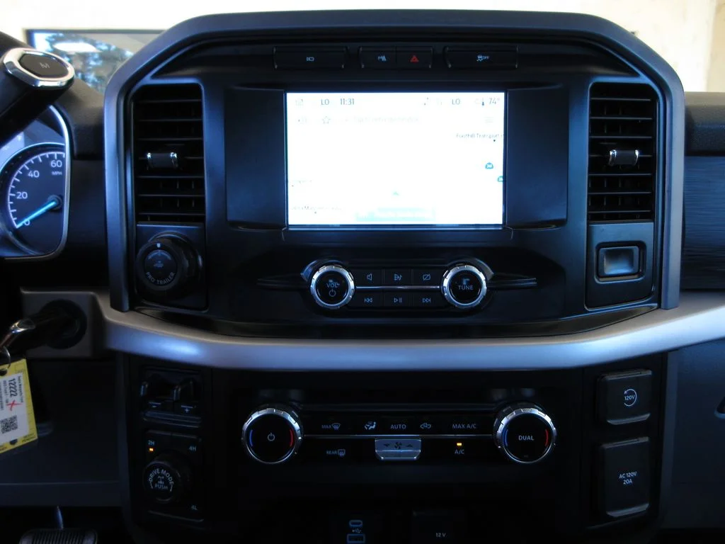 Certified Used 2023 Gray Metallic Ford XLT image 18