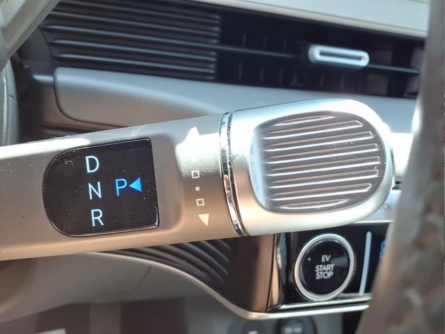 2022 Hyundai IONIQ 5 SE - Photo 25