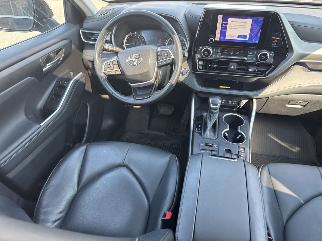 Used 2023 Midnight Black Metallic Toyota XLE image 11