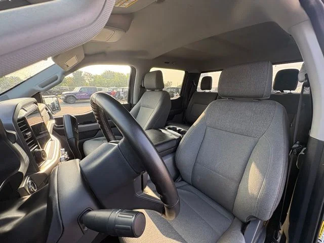 Used 2024 Gray Ford XLT image 12