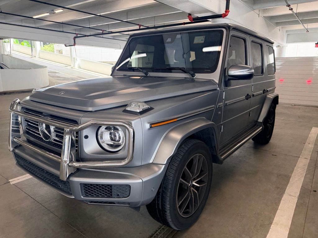 Certified Used 2023 Gray Mercedes-Benz G 550 image 3