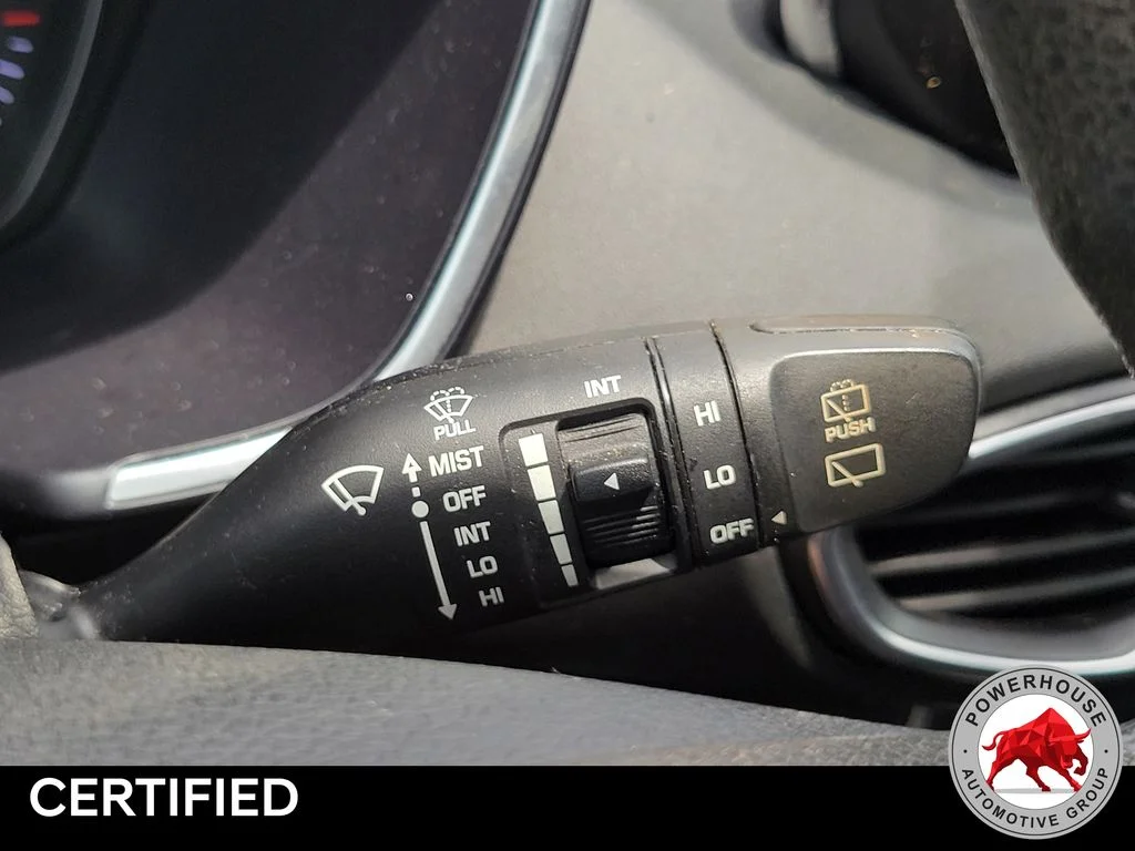 Used 2020 Green Hyundai SEL image 31