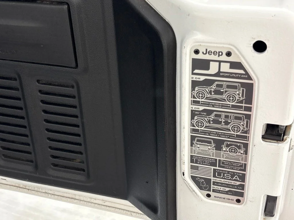Used 2025 White Jeep Willys image 23