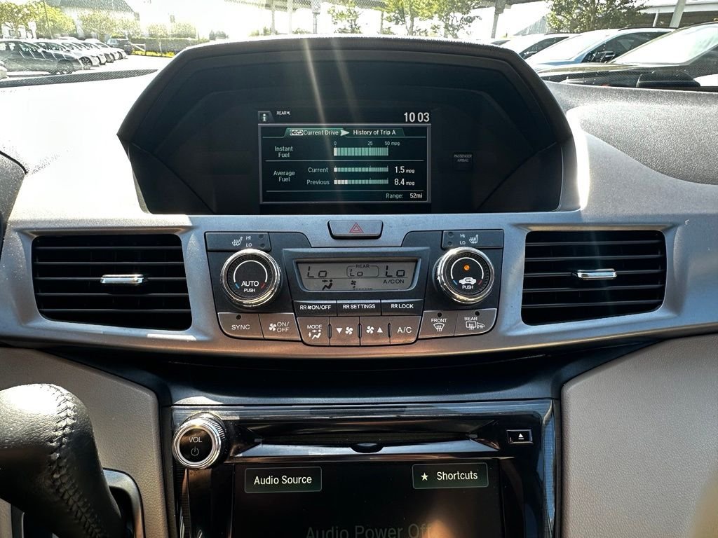 Used 2015 White Honda Touring image 24