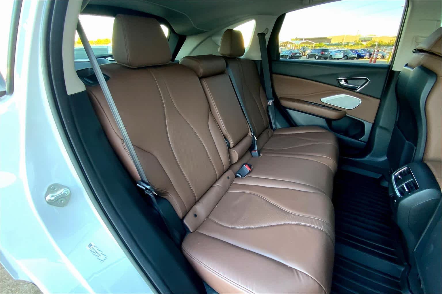 Used 2021 Platinum White Pearl Acura w/Technology Package image 19