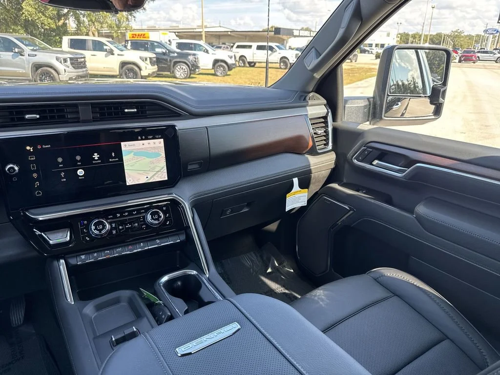 2026 GMC Sierra 2500HD Denali - Photo 15