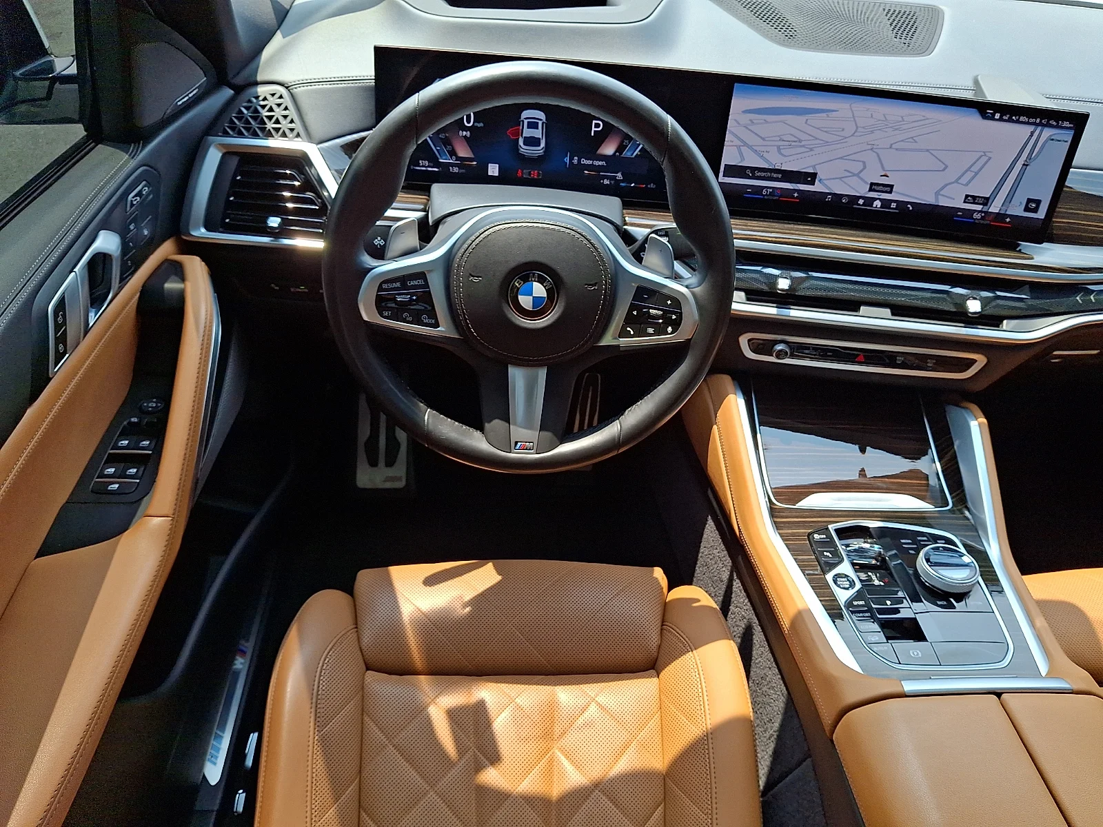 Used 2024 Mineral White Metallic - A96 BMW xDrive40i image 4