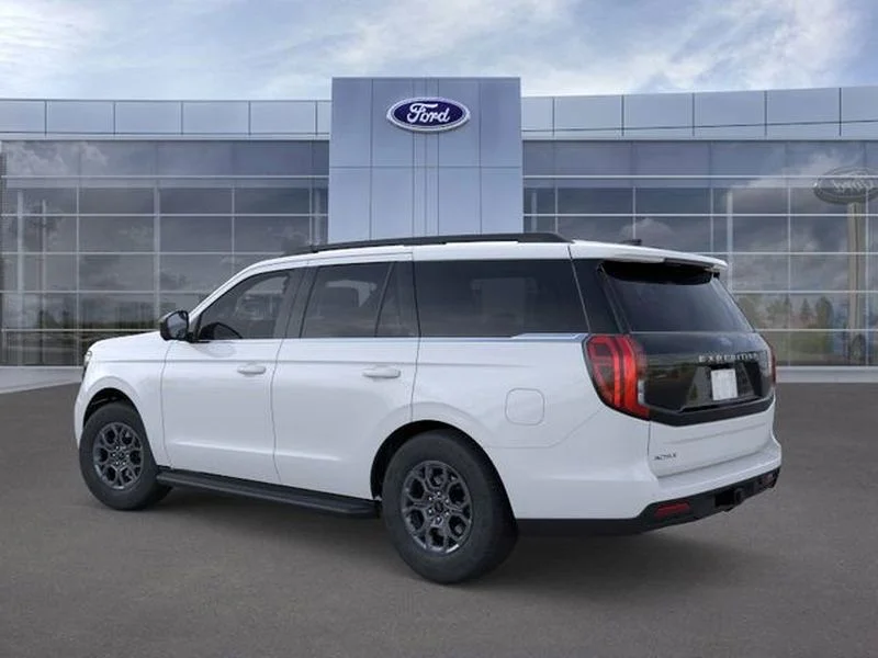 New 2025 Oxford White Ford Active image 4