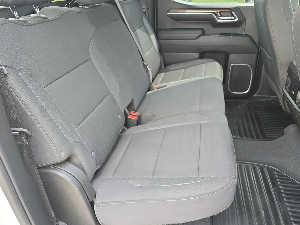 2023 Chevrolet Silverado 1500 LT - Photo 28