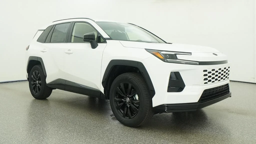 New 2026 Ice Cap Toyota SE image 9