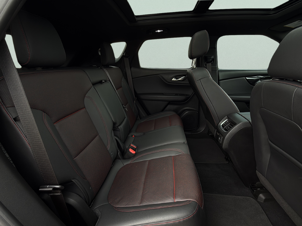 Used 2021 Black Chevrolet RS image 22