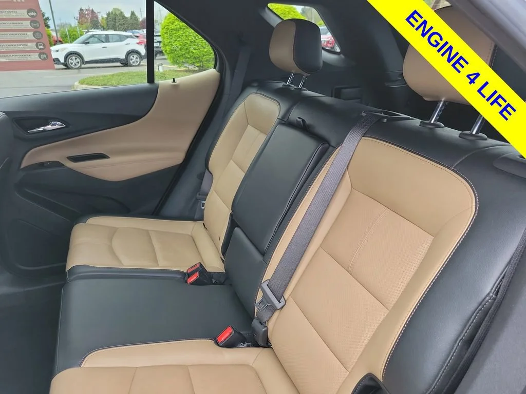 Used 2022 Summit White Chevrolet Premier image 22