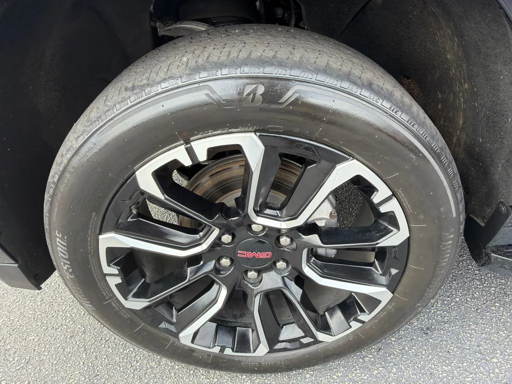 Used 2023 Blue GMC Denali image 11