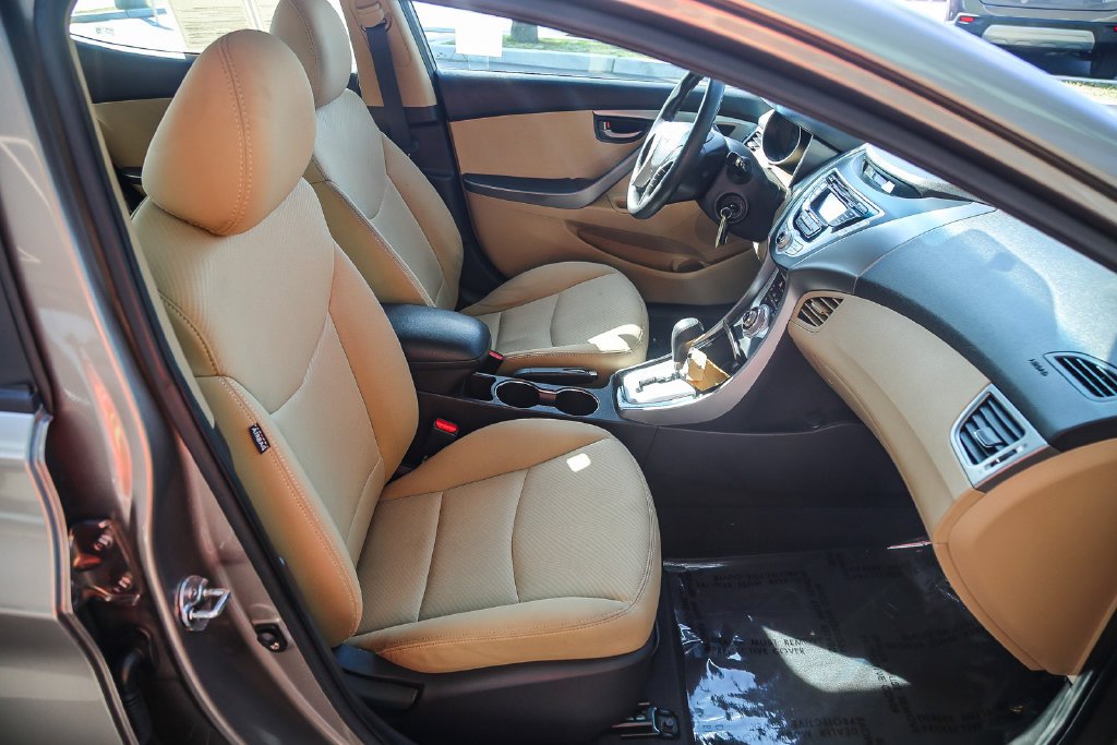 Used 2011 Desert Bronze Metallic Hyundai GLS image 17