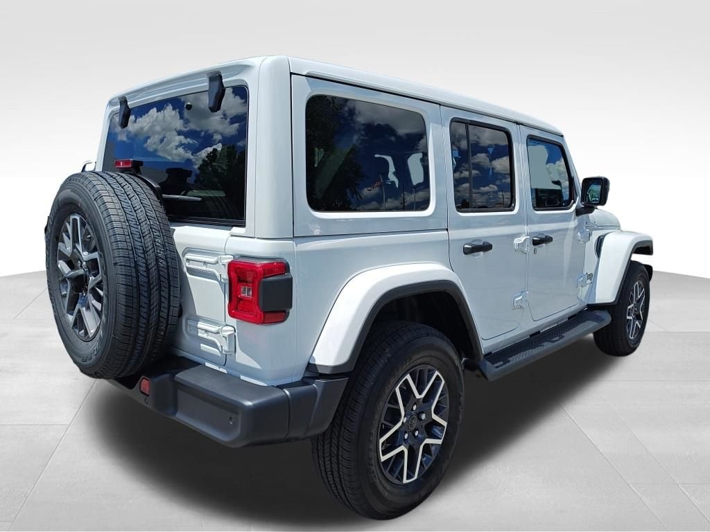 New 2026 Bright White Clear-Coat Exterior Paint Jeep Sahara image 5