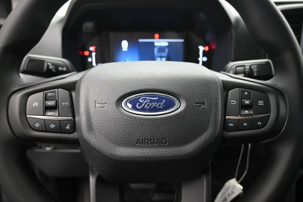 New 2026 Oxford White Ford XL image 10
