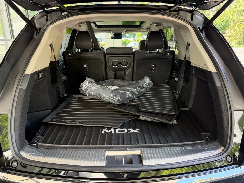New 2026 Majestic Black Pearl Acura SH-AWD with Advance Package image 10