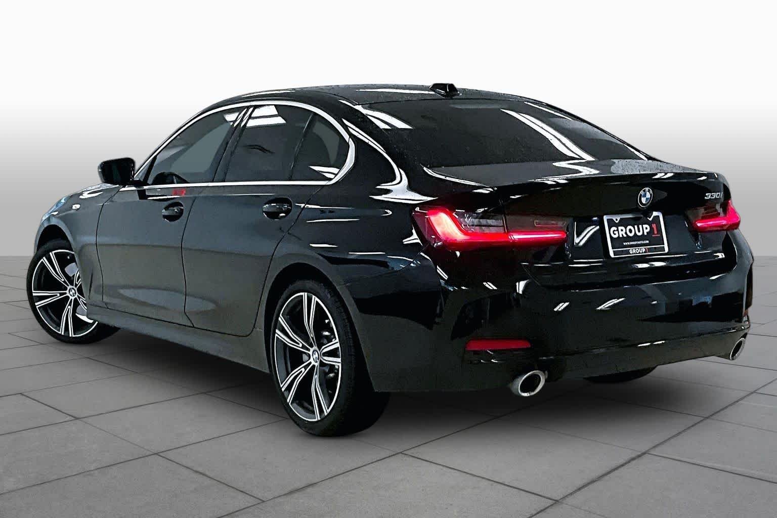 Used 2024 Jet Black BMW 330i image 10