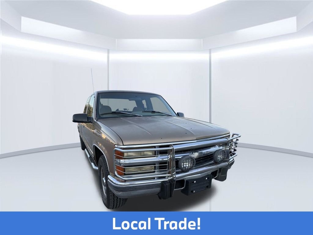 Used 1996  Chevrolet Cheyenne image 5