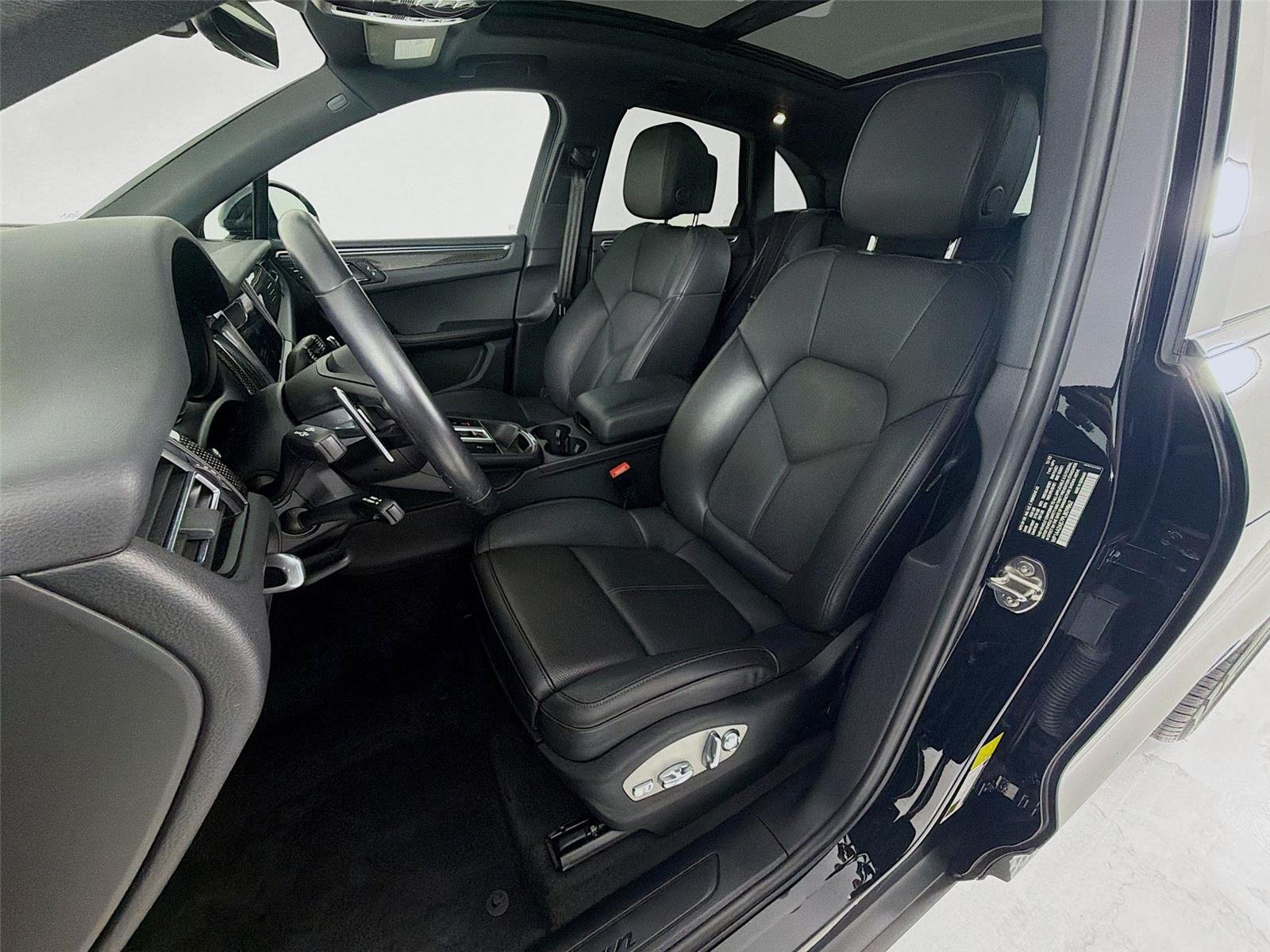 Used 2023 Black Porsche T image 5