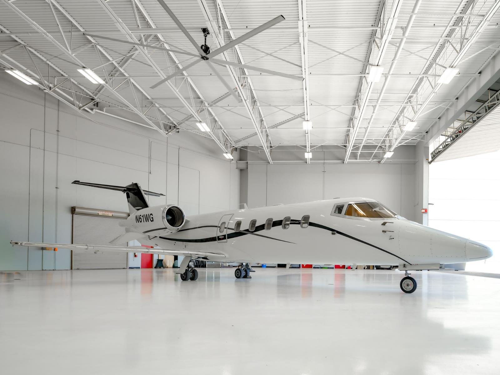 Used 2009 White LEARJET XR image 12