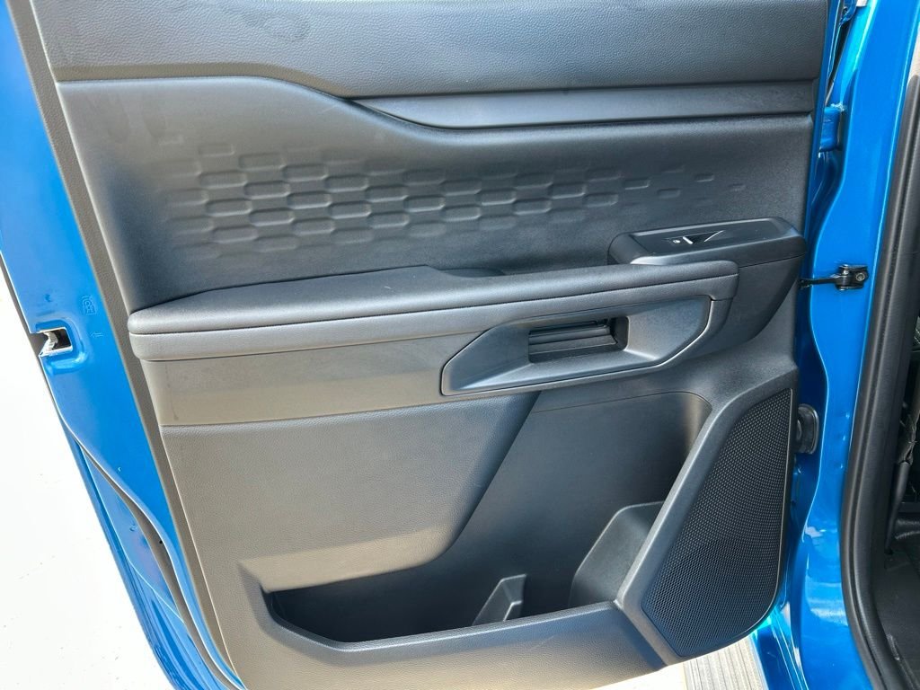 Used 2025 Blue Ford XL image 23
