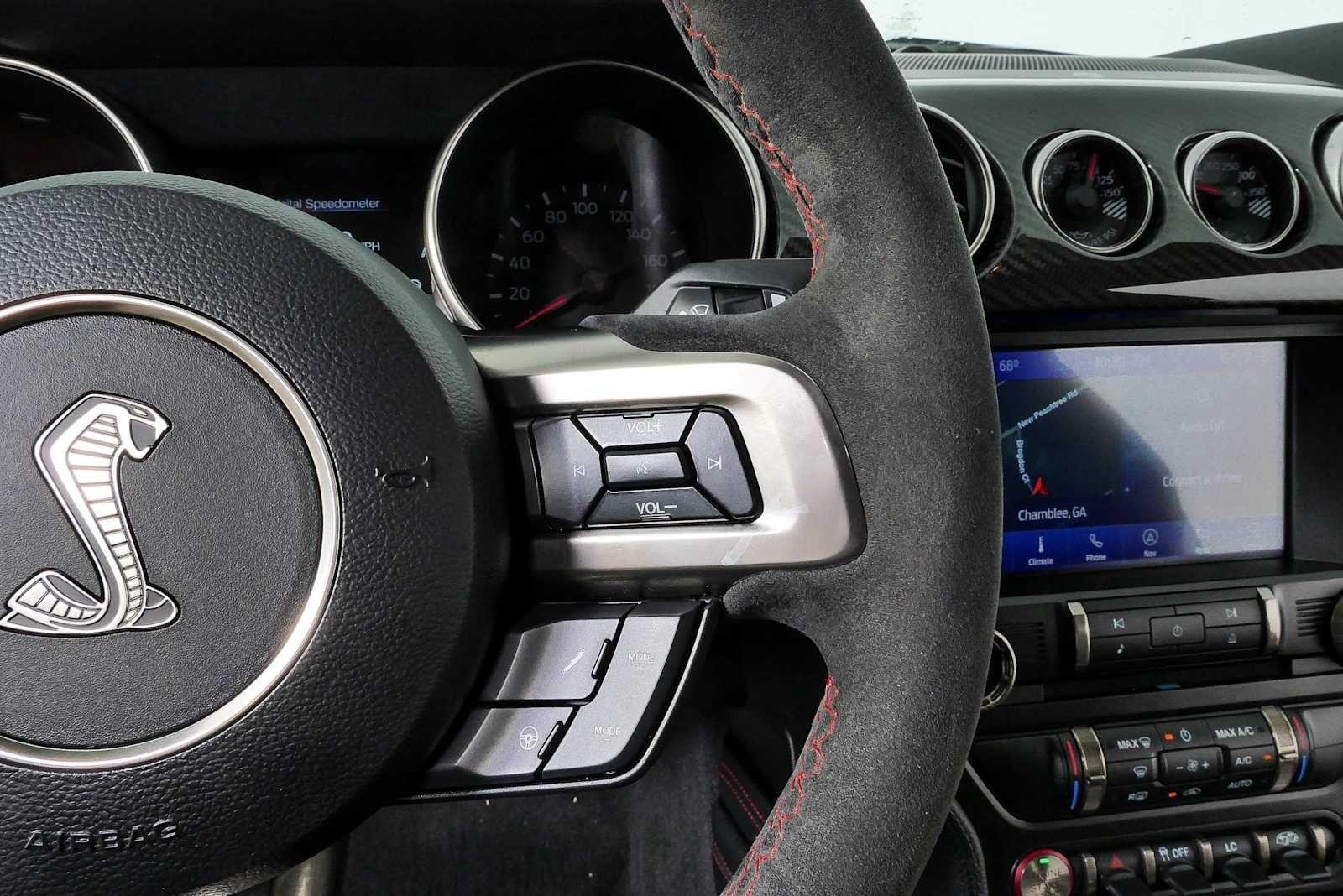 Used 2020 Iconic Silver Ford Shelby GT350R image 10