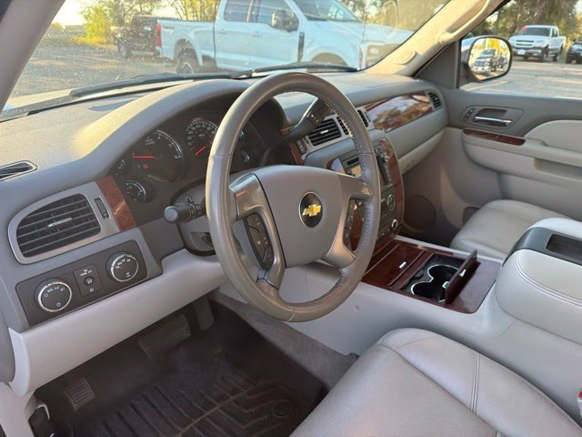 Used 2010 White Chevrolet LTZ image 13