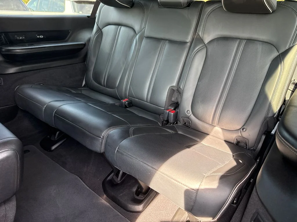 Used 2024 Black Jeep Series II image 18