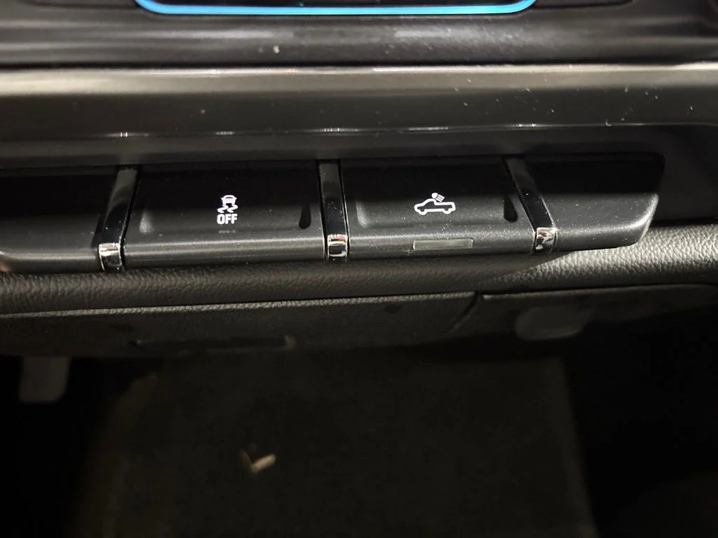Used 2017 Black Chevrolet LT image 23