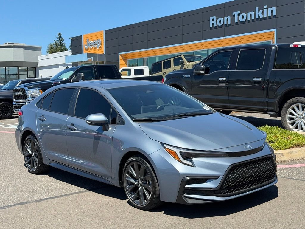 Used 2025 Celestite Toyota SE image 2