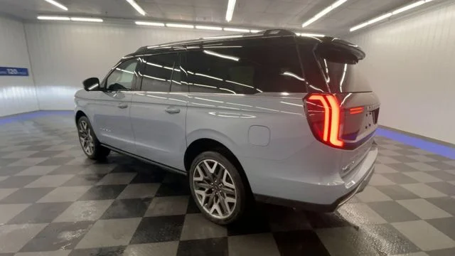 New 2026 Glacier Gray Metallic Tri-Coat Ford MAX Platinum® image 6