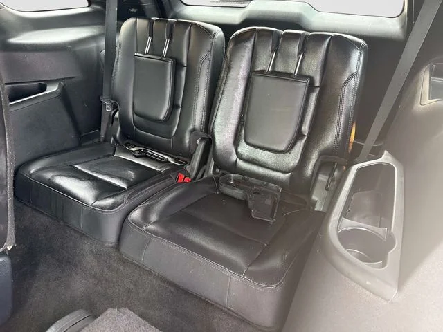 Used 2017 Gray Ford Limited image 17