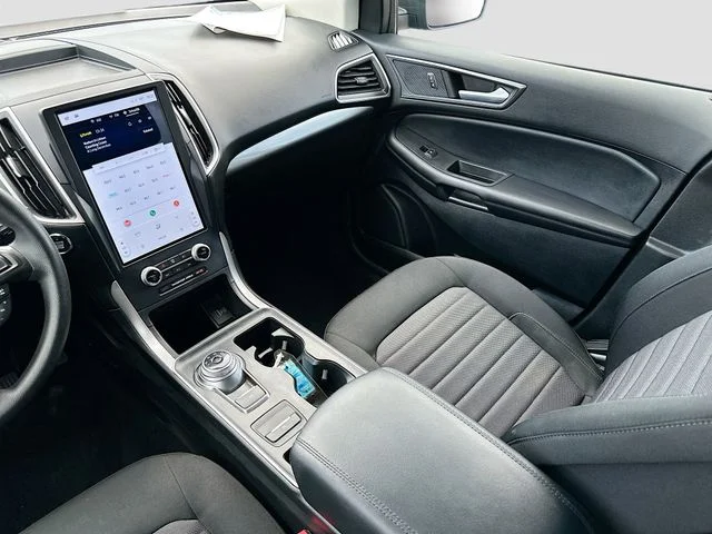 Used 2022 Blue Ford SE image 21