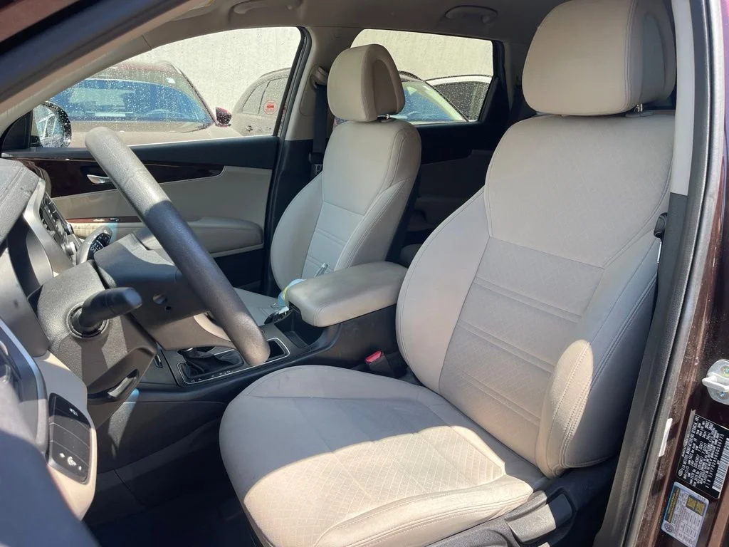 Used 2016 Dark Cherry Kia LX image 11