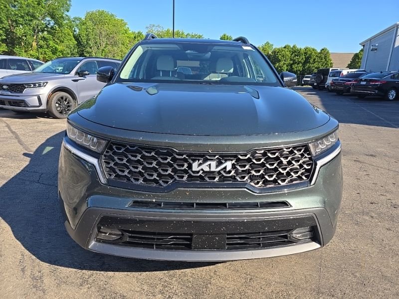 Used 2023 Green Kia X-Line EX image 2