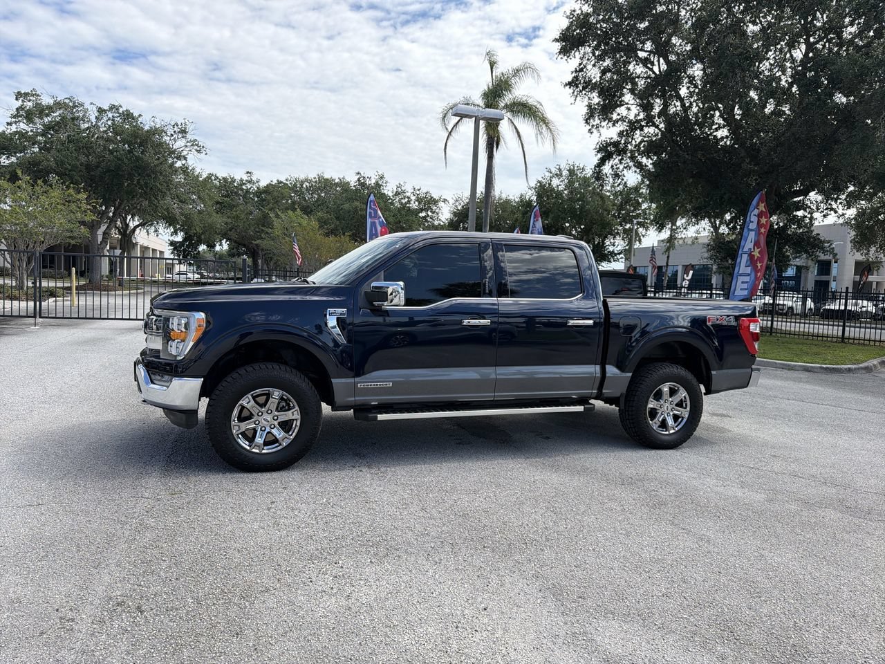 Used 2023 Black Ford LARIAT image 1